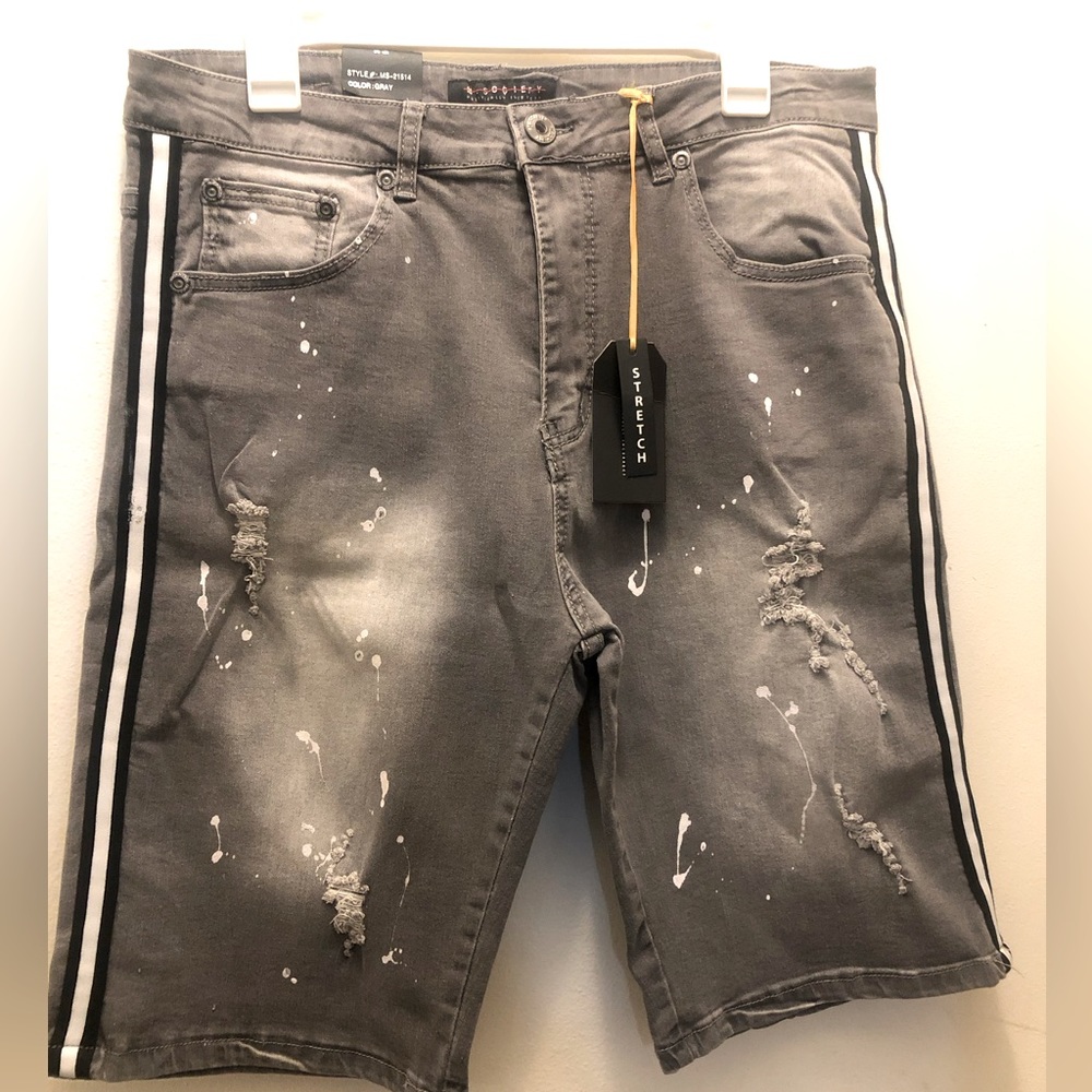 NEW Gray stretchy shorts